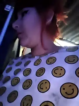 Snapshot of florecita9 chatting on January 13, 2026, 5:51 pm florecita9 online show from January 13, 2026, 5:51 pm