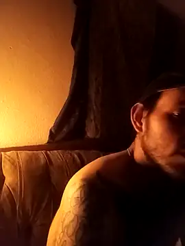 Snapshot of Chatoxxx614 chatting on March 4, 2025, 5:42 am Chatoxxx614 online show from March 4, 2025, 5:42 am