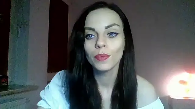 Snapshot of CassieSensual chatting on December 22, 2024, 7:10 pm CassieSensual online show from December 22, 2024, 7:10 pm