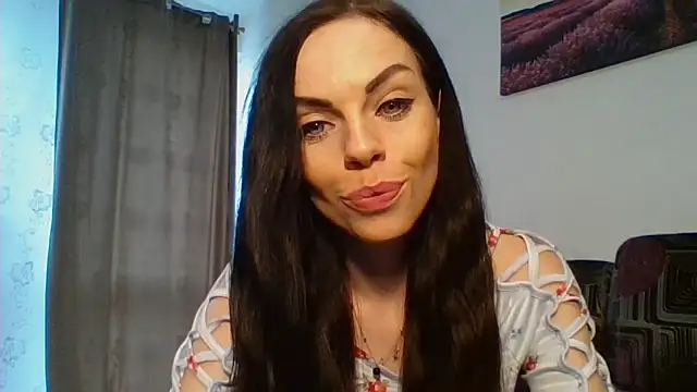 Snapshot of CassieSensual chatting on September 14, 2025, 6:23 am CassieSensual online show from September 14, 2025, 6:23 am