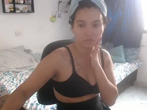 Snapshot of HannaKlein chatting on January 14, 2026, 1:50 pm HannaKlein online show from January 14, 2026, 1:50 pm