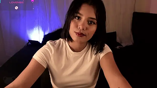 Snapshot of caro03x chatting on September 23, 2025, 2:58 am caro03x online show from September 23, 2025, 2:58 am
