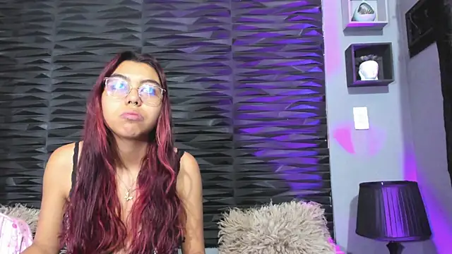 Snapshot of Ava_jones1 chatting on November 18, 2025, 12:42 pm Ava jones1 online show from November 18, 2025, 12:42 pm