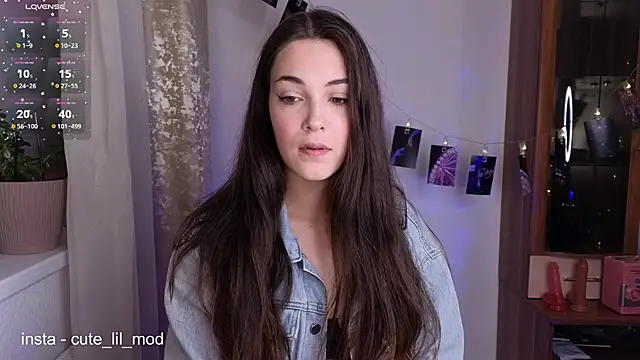 Snapshot of art_phoenix chatting on February 21, 2026, 9:05 pm art phoenix online show from February 21, 2026, 9:05 pm