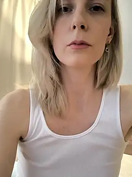 AvelinaLeoni online show from March 2, 2026, 7:59 am