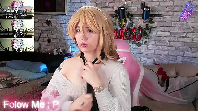 Alex Howell online show from February 25, 2025, 8:41 pm