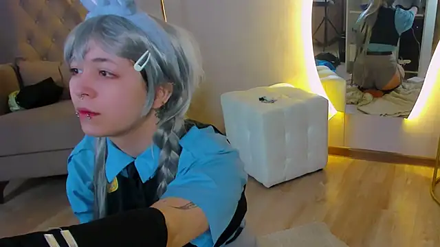 Alex Howell online show from March 21, 2025, 8:40 pm