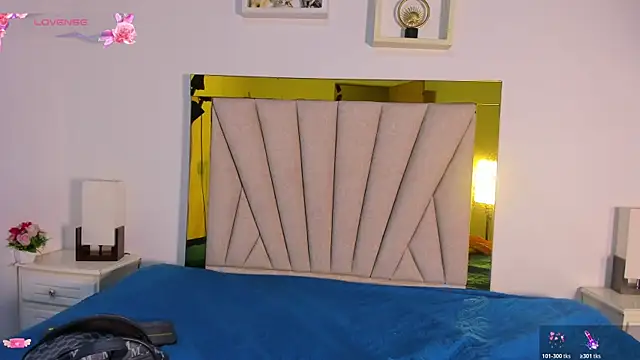 Snapshot of vahiolet_fuentes chatting on November 8, 2025, 3:07 am vahiolet fuentes online show from November 8, 2025, 3:07 am