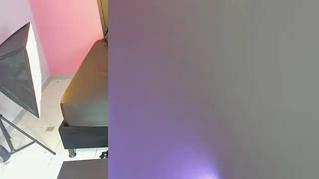 Snapshot of Kate_bunny_ chatting on December 21, 2025, 11:39 am Kate bunny online show from December 21, 2025, 11:39 am