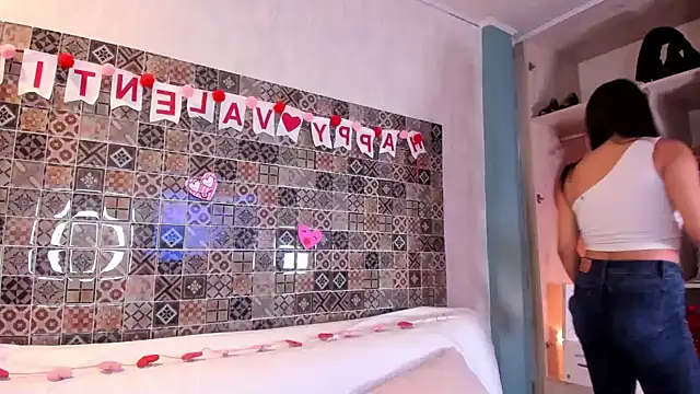 Sophia wilsonn  online show from February 11, 2025, 11:10 am