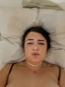 Xladycharme online show from October 28, 2025, 5:26 pm