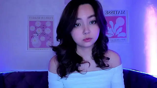 Snapshot of Fluffy_Rose chatting on January 15, 2025, 11:53 am Fluffy Rose online show from January 15, 2025, 11:53 am