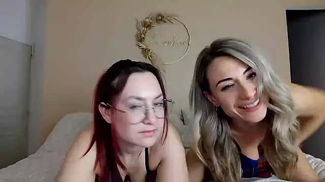 ladoucedu34 online show from February 27, 2025, 11:04 pm