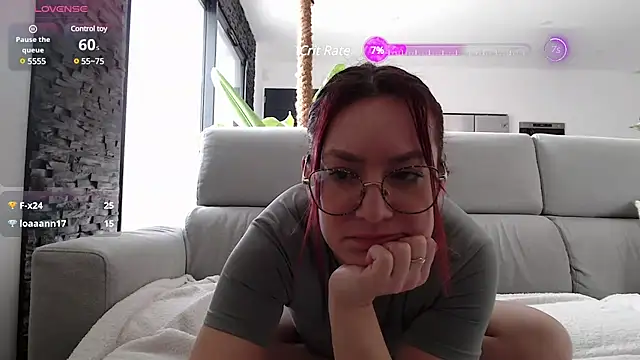 ladoucedu34 online show from March 6, 2025, 12:30 pm