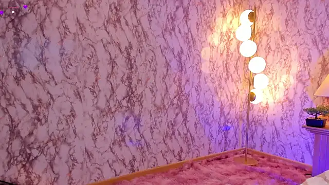 Snapshot of CaseyPiierce chatting on February 5, 2025, 3:31 pm CaseyPiierce online show from February 5, 2025, 3:31 pm