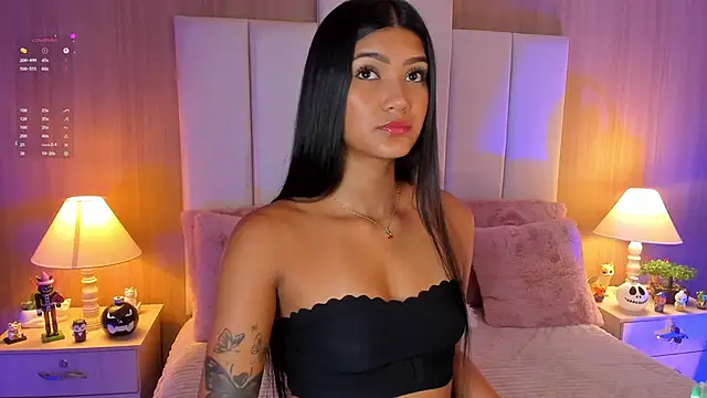 Snapshot of CaseyPiierce chatting on October 14, 2025, 8:09 pm CaseyPiierce online show from October 14, 2025, 8:09 pm