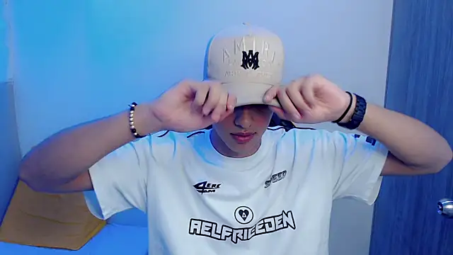 Snapshot of Jake_tripp chatting on September 28, 2025, 3:56 am Jake tripp online show from September 28, 2025, 3:56 am