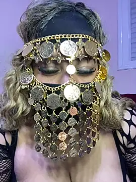 Snapshot of mari_layali chatting on December 30, 2024, 3:58 am mari layali online show from December 30, 2024, 3:58 am