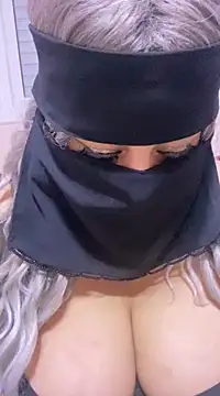 Snapshot of mari_layali chatting on February 24, 2025, 6:49 am mari layali online show from February 24, 2025, 6:49 am