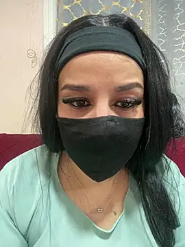 Snapshot of mari_layali chatting on February 25, 2026, 12:42 am mari layali online show from February 25, 2026, 12:42 am