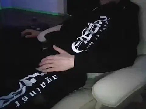 Snapshot of Minm666 chatting on January 9, 2025, 1:18 am Minm666 online show from January 9, 2025, 1:18 am