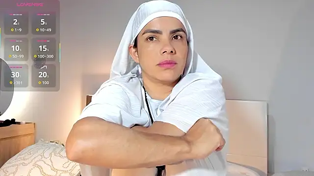 Snapshot of ClaraMariaMon chatting on March 16, 2026, 4:11 pm ClaraMariaMon online show from March 16, 2026, 4:11 pm