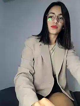 LuluzYPiero online show from December 16, 2024, 11:07 pm