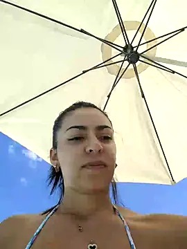 LuluzYPiero online show from January 21, 2025, 6:12 pm