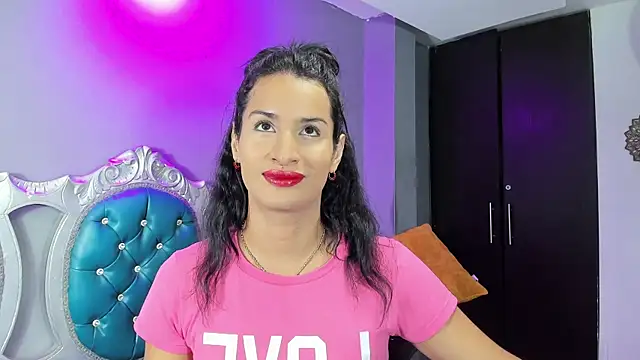 jennifer ts online show from December 29, 2024, 5:44 pm