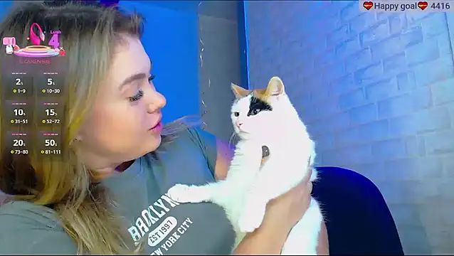 SuchCute online show from September 23, 2025, 2:36 am