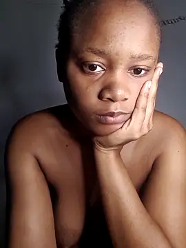 hot-tandy online show from December 19, 2025, 7:37 am