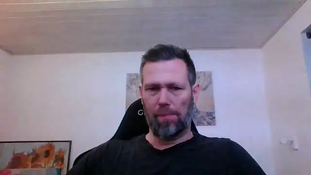 Snapshot of Gotta1 chatting on February 5, 2026, 2:11 pm Gotta1 online show from February 5, 2026, 2:11 pm