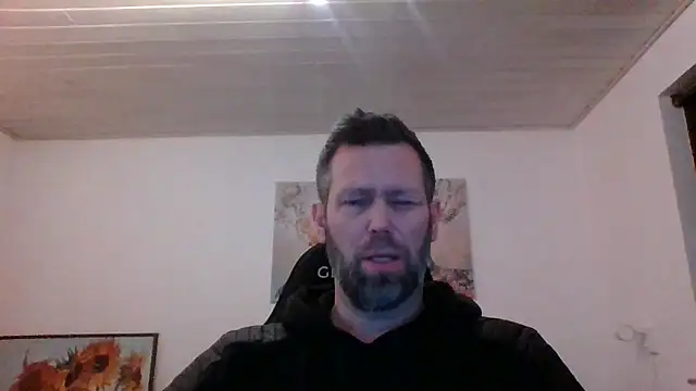 Snapshot of Gotta1 chatting on February 11, 2026, 5:29 pm Gotta1 online show from February 11, 2026, 5:29 pm