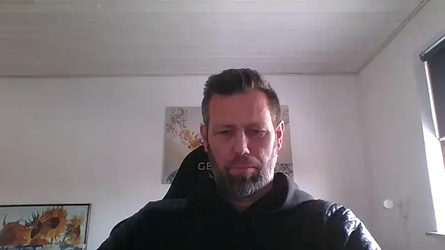 Snapshot of Gotta1 chatting on February 13, 2026, 12:12 pm Gotta1 online show from February 13, 2026, 12:12 pm