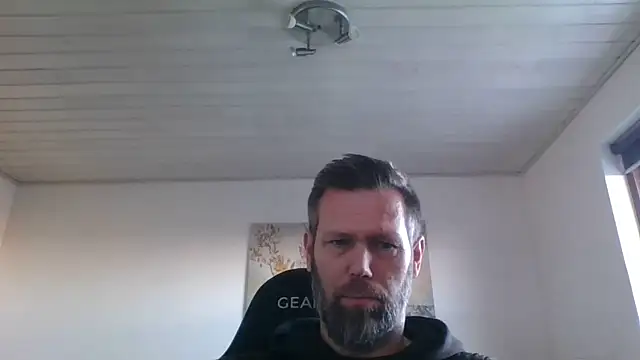 Snapshot of Gotta1 chatting on February 19, 2026, 2:13 pm Gotta1 online show from February 19, 2026, 2:13 pm