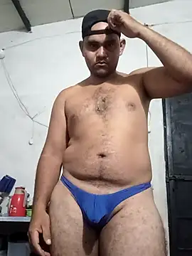 Snapshot of travieso2893 chatting on October 18, 2025, 4:48 am travieso2893 online show from October 18, 2025, 4:48 am