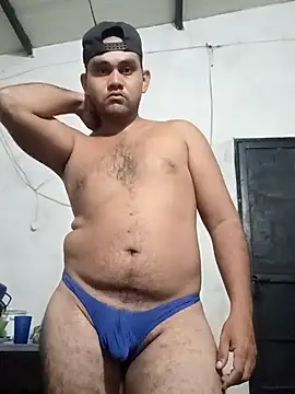 Snapshot of travieso2893 chatting on November 5, 2025, 3:17 am travieso2893 online show from November 5, 2025, 3:17 am