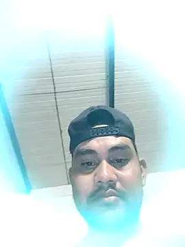 Snapshot of travieso2893 chatting on November 12, 2025, 4:24 am travieso2893 online show from November 12, 2025, 4:24 am