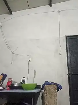 Snapshot of travieso2893 chatting on November 25, 2025, 3:06 am travieso2893 online show from November 25, 2025, 3:06 am