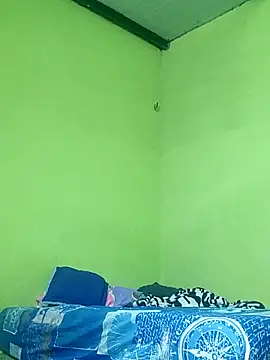 Snapshot of travieso2893 chatting on December 18, 2025, 5:24 am travieso2893 online show from December 18, 2025, 5:24 am