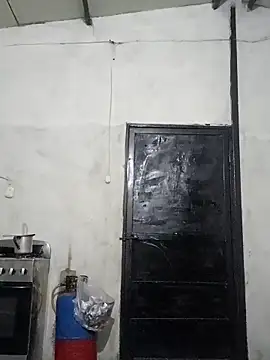 Snapshot of travieso2893 chatting on February 5, 2026, 3:22 am travieso2893 online show from February 5, 2026, 3:22 am