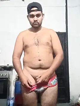 Snapshot of travieso2893 chatting on February 9, 2026, 2:37 am travieso2893 online show from February 9, 2026, 2:37 am