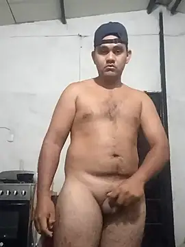 Snapshot of travieso2893 chatting on February 13, 2026, 4:41 am travieso2893 online show from February 13, 2026, 4:41 am