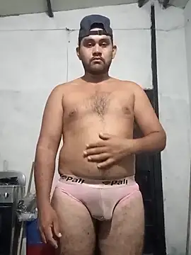 Snapshot of travieso2893 chatting on February 25, 2026, 3:05 am travieso2893 online show from February 25, 2026, 3:05 am