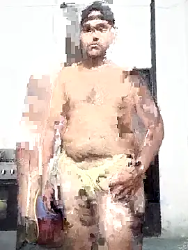 Snapshot of travieso2893 chatting on March 5, 2026, 2:51 am travieso2893 online show from March 5, 2026, 2:51 am