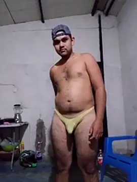 travieso2893 online show from July 8, 2026, 2:49 am