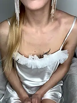 Snapshot of Lolitaxlola chatting on January 15, 2026, 10:46 pm Lolitaxlola online show from January 15, 2026, 10:46 pm