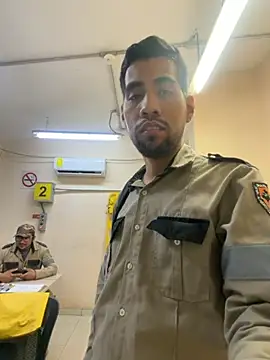 Snapshot of EnriquePersian197 chatting on November 19, 2025, 12:16 pm EnriquePersian197 online show from November 19, 2025, 12:16 pm