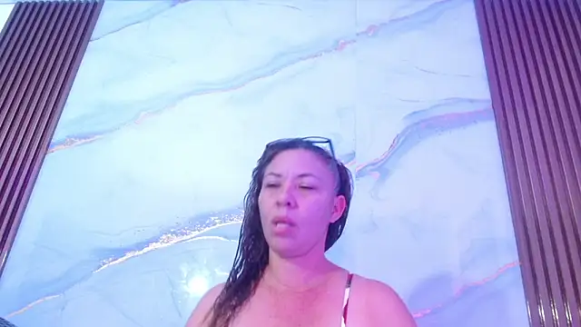 Snapshot of ARTEMIZA_LOVE_ chatting on September 22, 2025, 12:29 pm ARTEMIZA LOVE online show from September 22, 2025, 12:29 pm