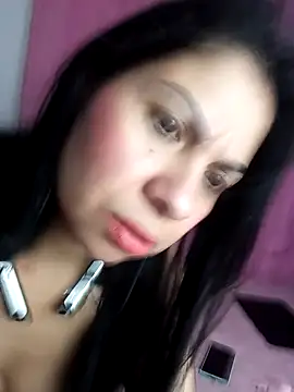 Snapshot of saralunabella chatting on December 11, 2024, 8:07 pm saralunabella online show from December 11, 2024, 8:07 pm